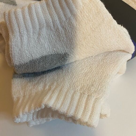 Beverly Hills Polo Club Boys 8 pair Low Cut Socks - Picture 9 of 10